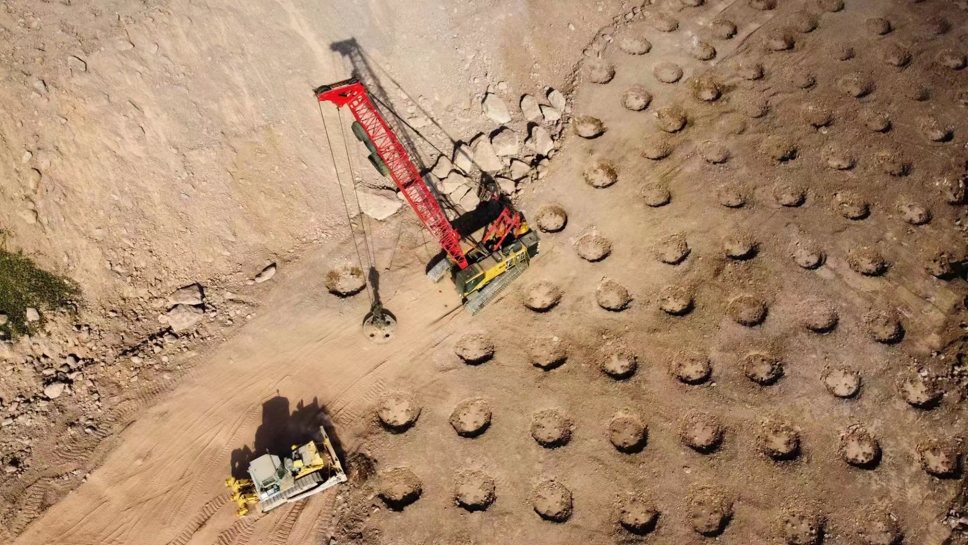 强夯定位：地基加固的 “隐形导航”